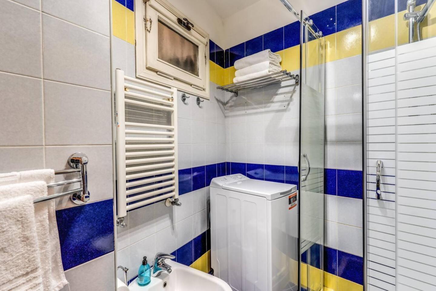 Splendid Flat On The Tiber River Rome Extérieur photo