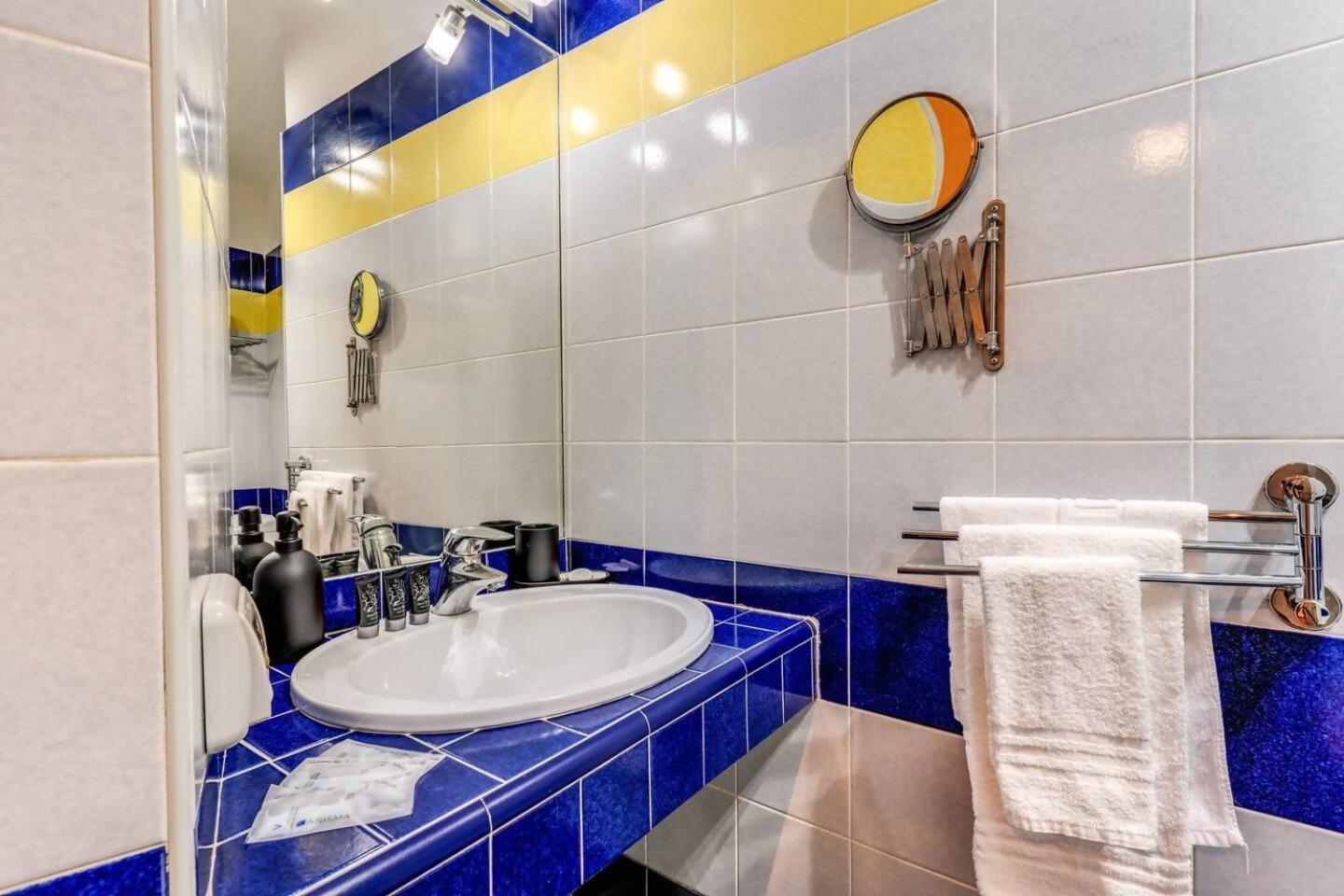 Splendid Flat On The Tiber River Rome Extérieur photo