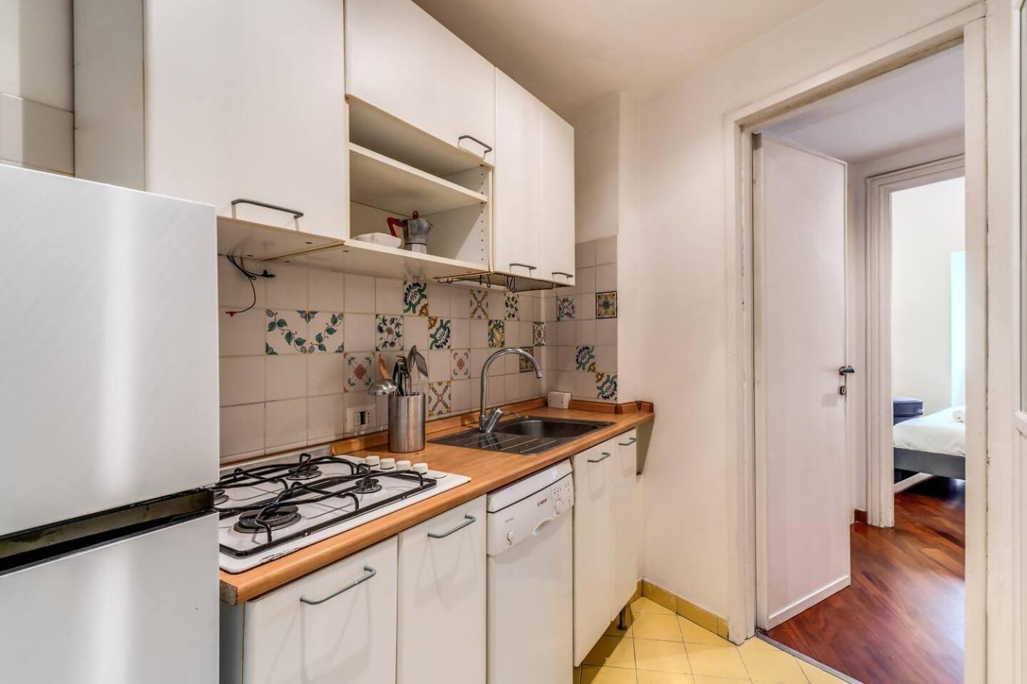 Splendid Flat On The Tiber River Rome Extérieur photo